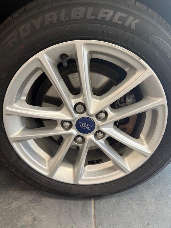 Used Ford Focus 2015 for sale - 76040981: Photo 9