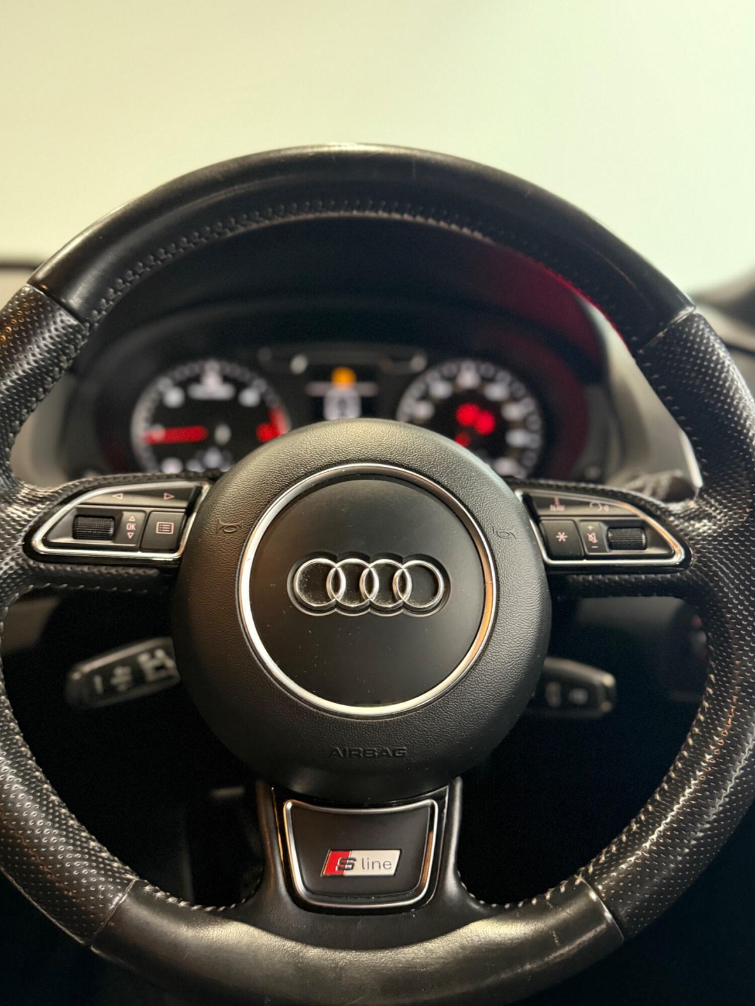 Used Audi Q3 2014 for sale - 76186592: Photo 16