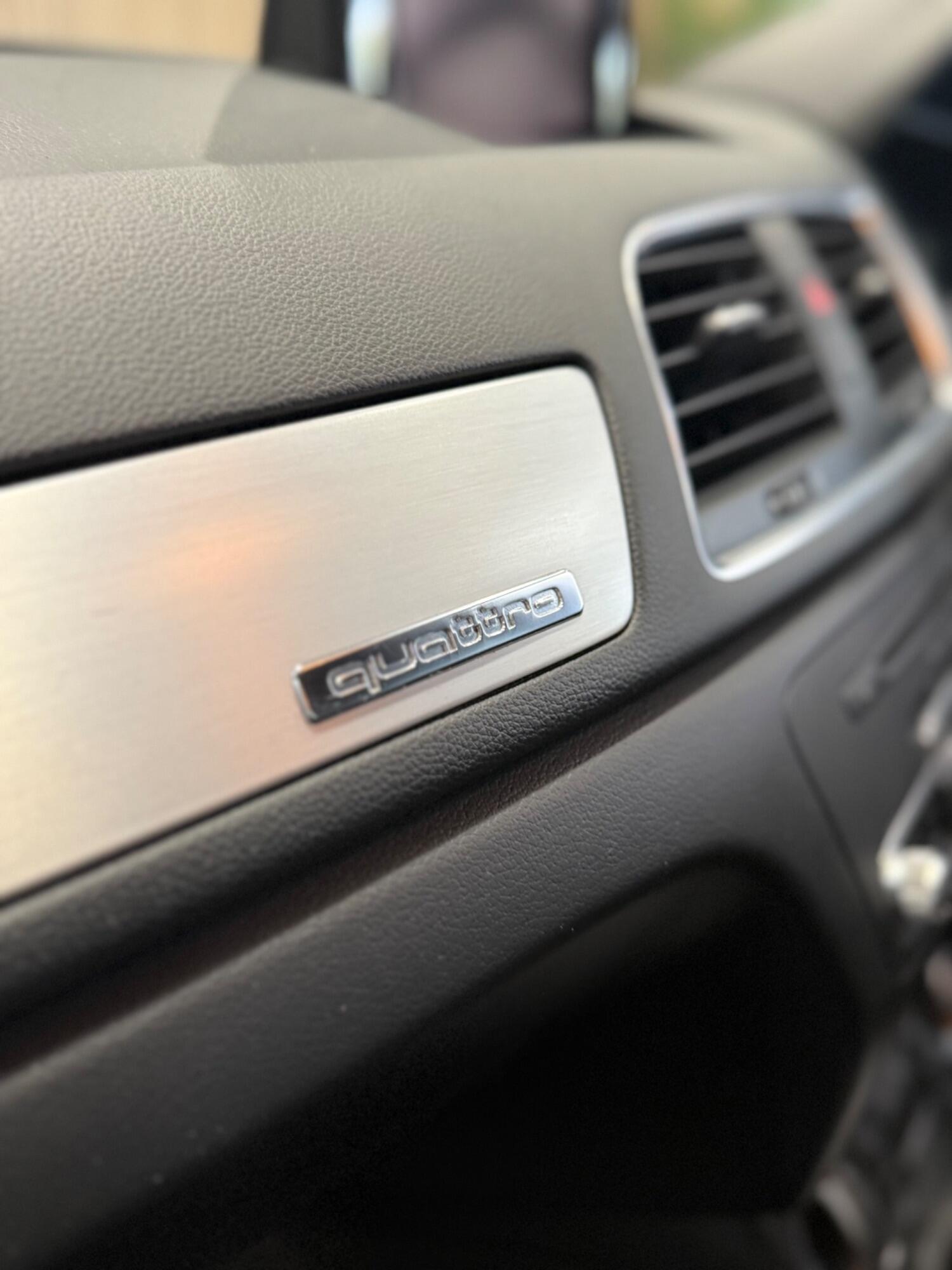Used Audi Q3 2014 for sale - 76186592: Photo 24