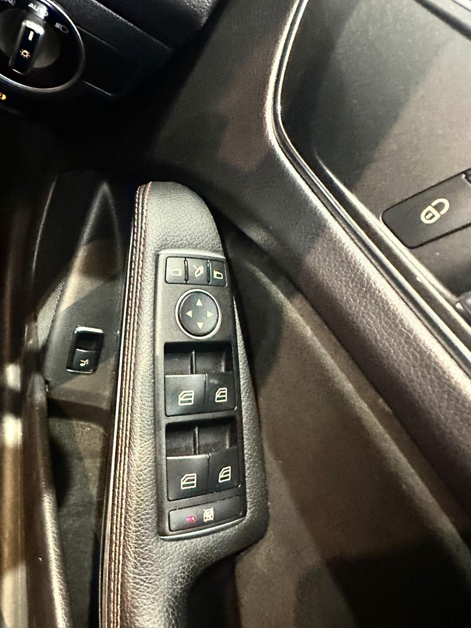 Used Mercedes-Benz GLA 2014 for sale - 76884945: Photo 15