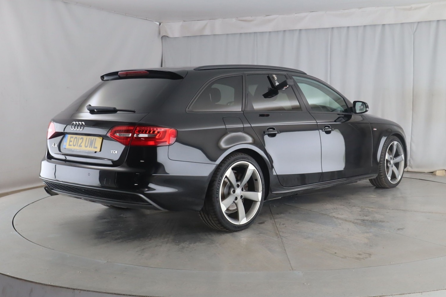 Used Audi A4 Avant 2012 for sale - 76391483: Photo 5