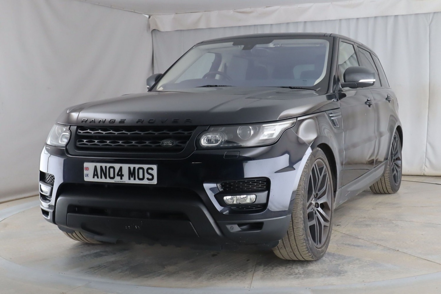 Used Land Rover Range Rover Sport 2015 for sale - 77915742: Photo 2