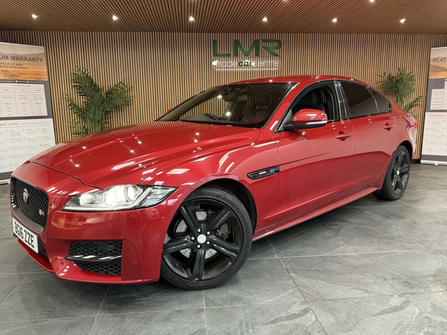 Used Jaguar XF 2016 for sale - 76951063: Photo 1