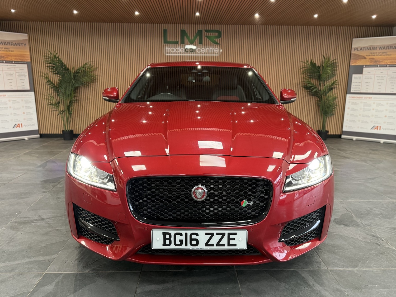 Used Jaguar XF 2016 for sale - 76951063: Photo 3