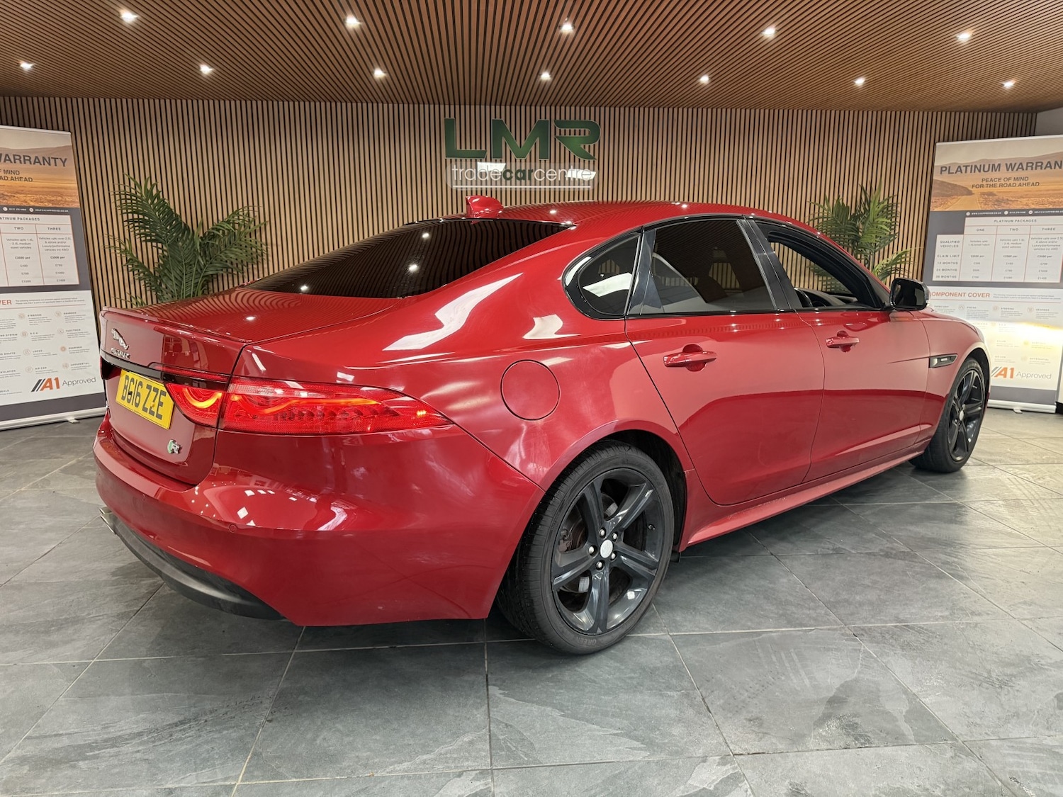 Used Jaguar XF 2016 for sale - 76951063: Photo 8