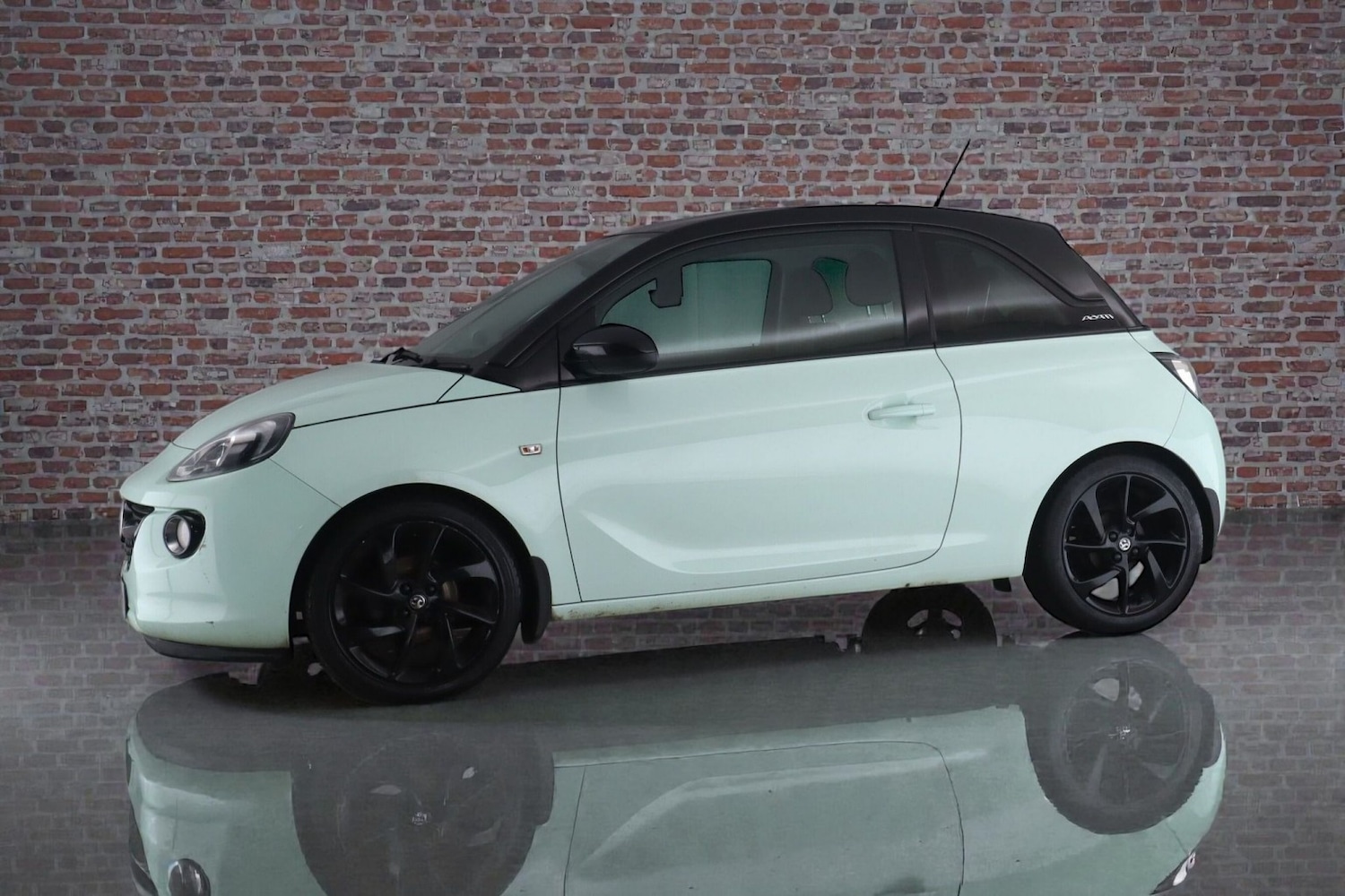 Used Vauxhall ADAM 2017 for sale - 77438399: Photo 3