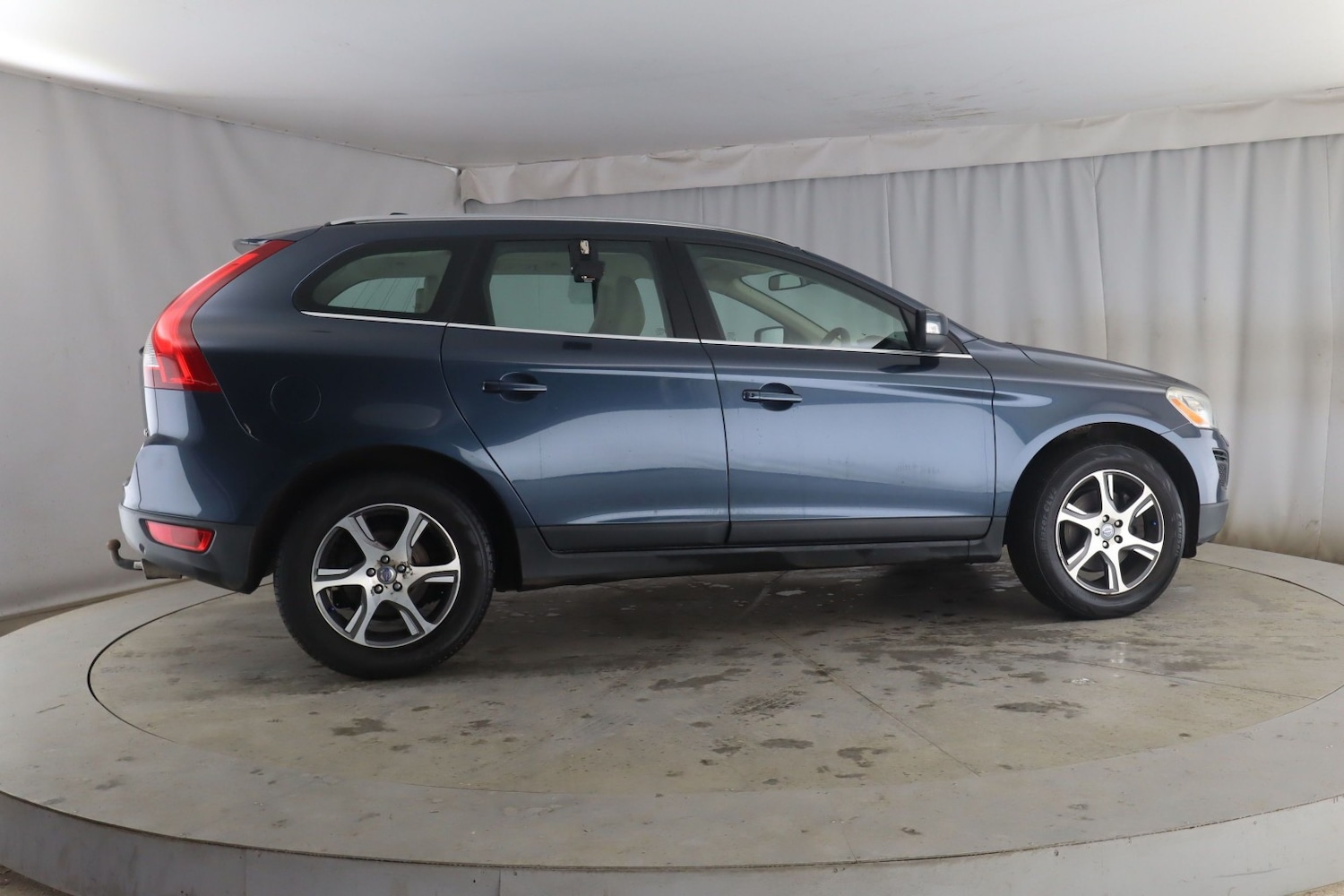 Used Volvo XC60 2011 for sale - 77643773: Photo 6