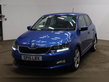 Used Skoda Fabia 2015 for sale - 77073057: Photo