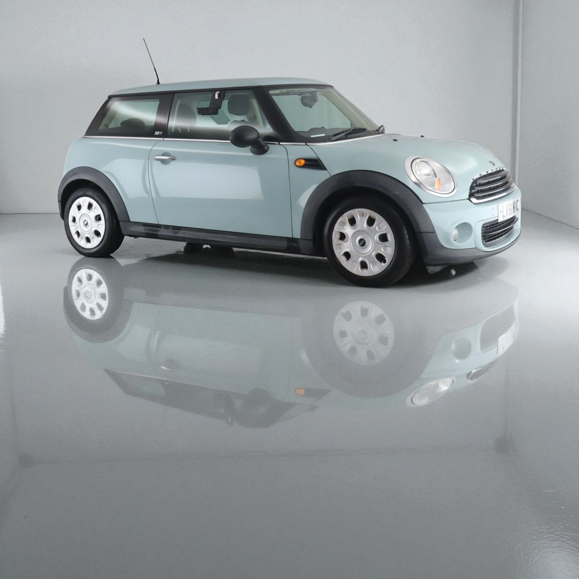 Used MINI Hatch 2011 for sale - 76605754: Photo 1