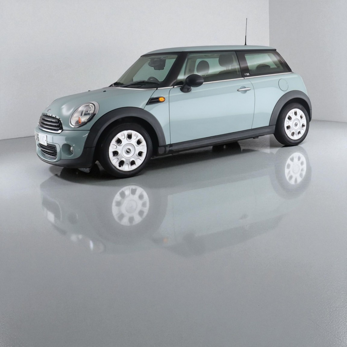 Used MINI Hatch 2011 for sale - 76605754: Photo 5