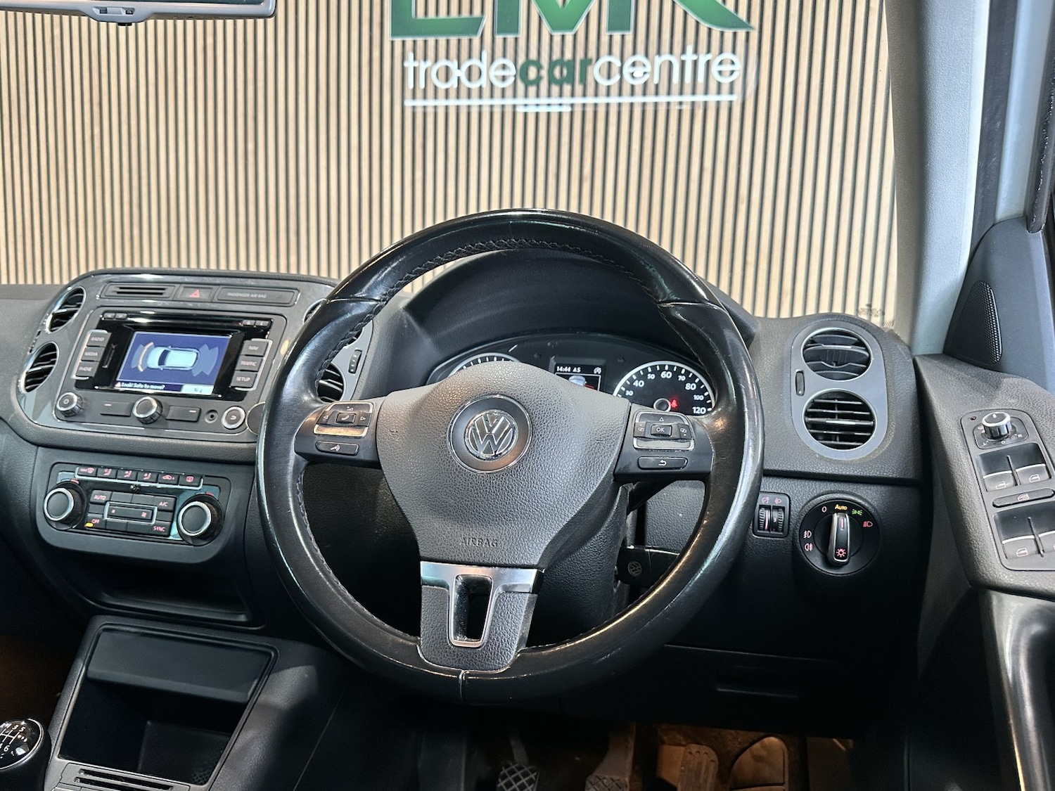 Used Volkswagen Tiguan 2015 for sale - 78141078: Photo 18