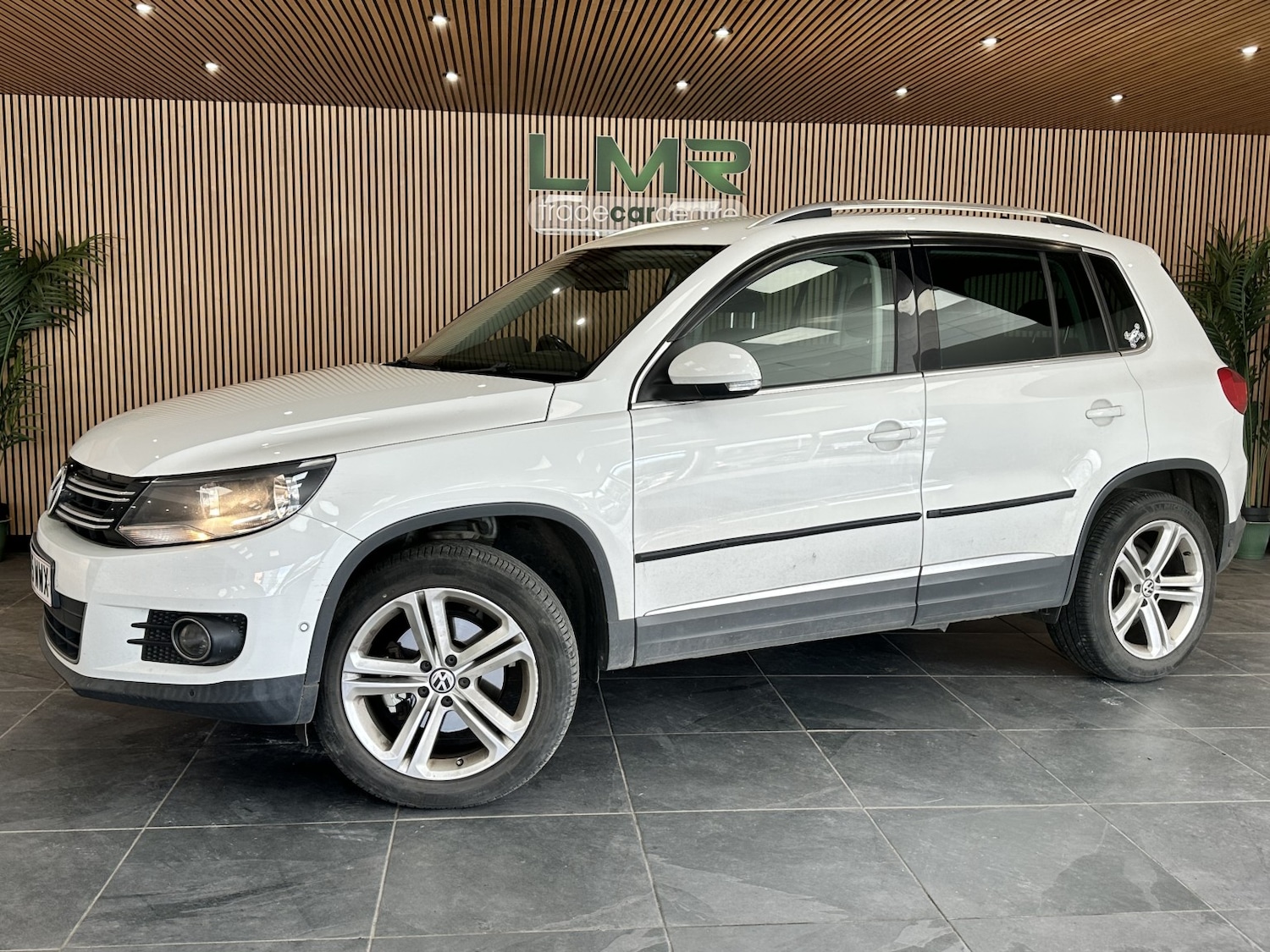 Used Volkswagen Tiguan 2015 for sale - 78141078: Photo 6