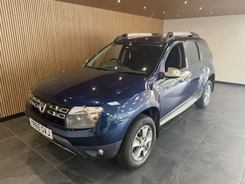 Used Dacia Duster 2015 for sale - 79640074: Photo