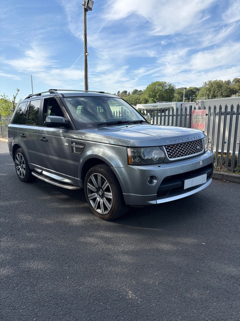 Used Land Rover Range Rover Sport 2011 for sale - 78178366: Photo 3