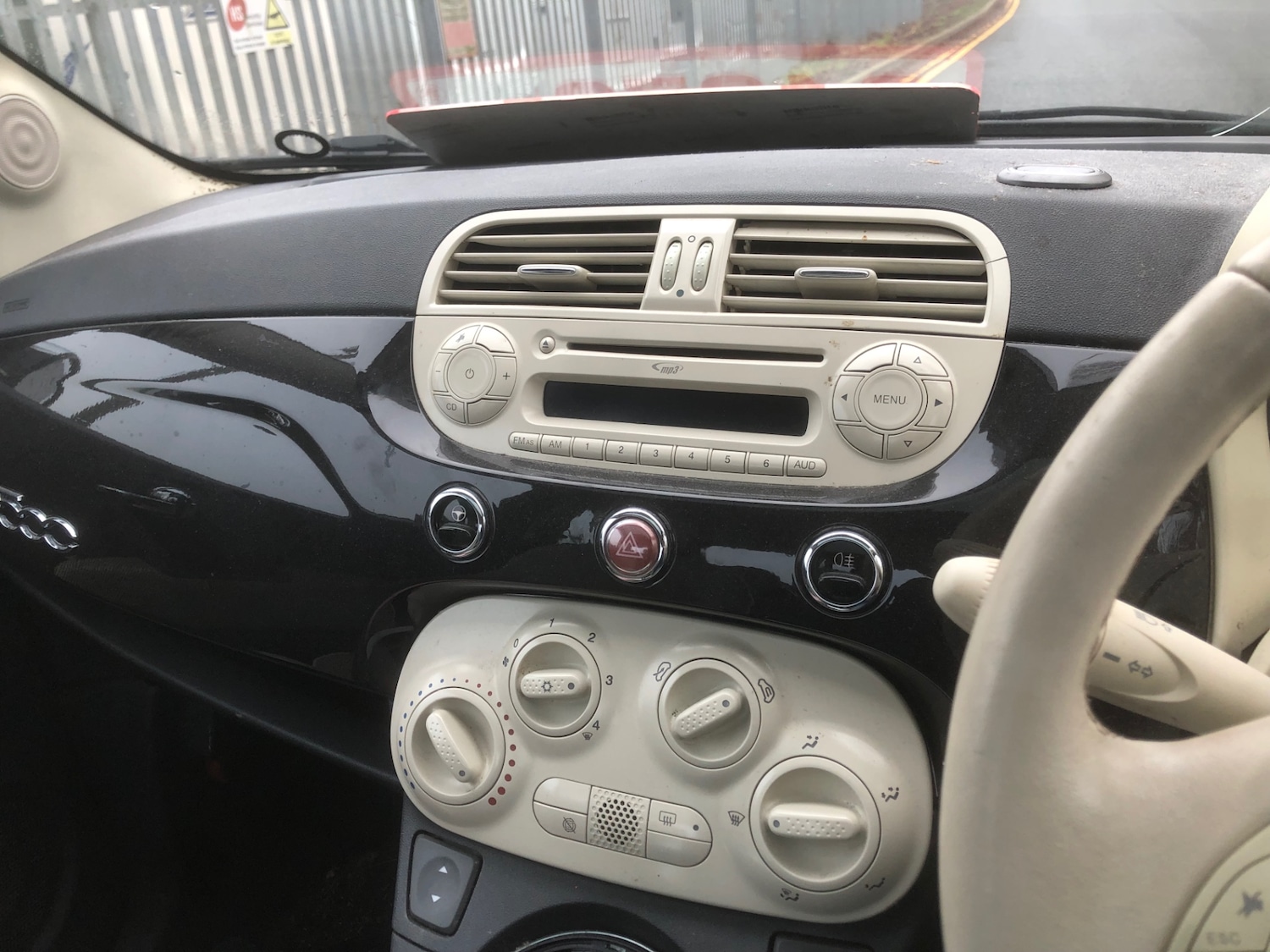 Used Fiat 500 2011 for sale - 77314535: Photo 4