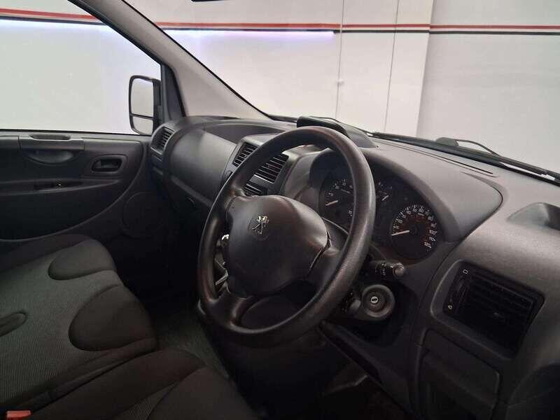 Used Peugeot Expert Tepee 2016 for sale - 76988458: Photo 11