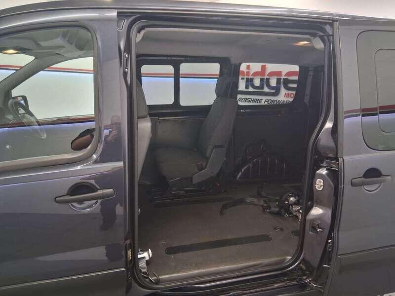 Used Peugeot Expert Tepee 2016 for sale - 76988458: Photo 16