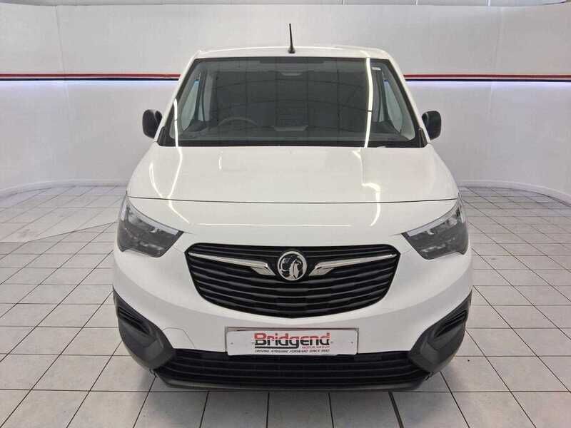 Used Vauxhall Combo 2022 for sale - 77045019: Photo 2