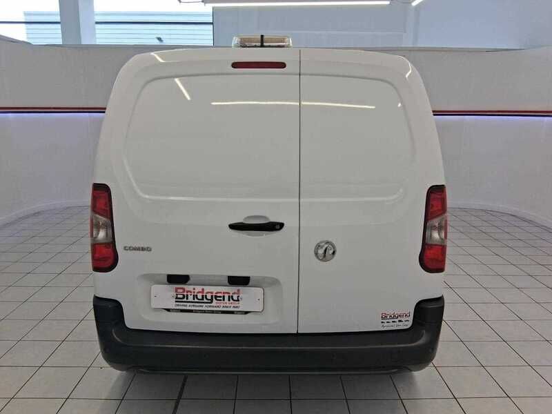 Used Vauxhall Combo 2022 for sale - 77045019: Photo 5