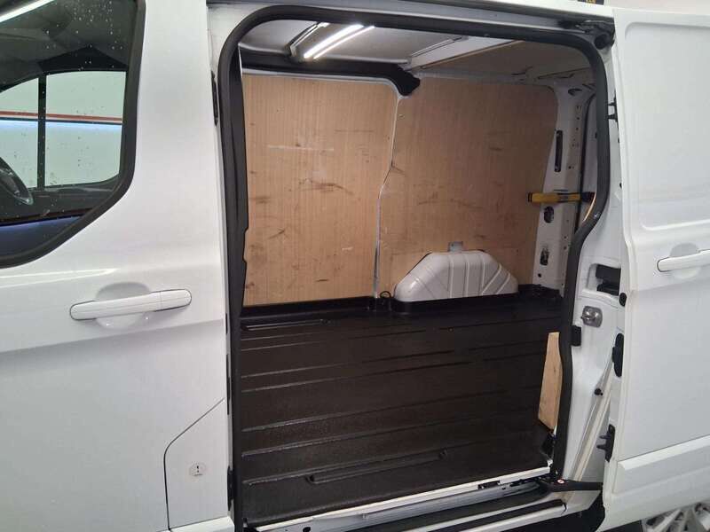 Used Ford Transit Custom 2023 for sale - 77813998: Photo 8