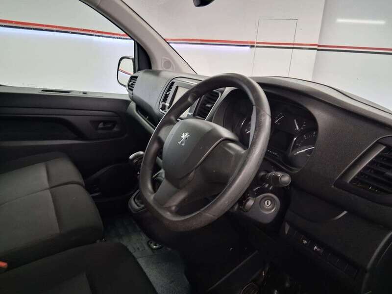 Used Peugeot Expert 2023 for sale - 77045074: Photo 11