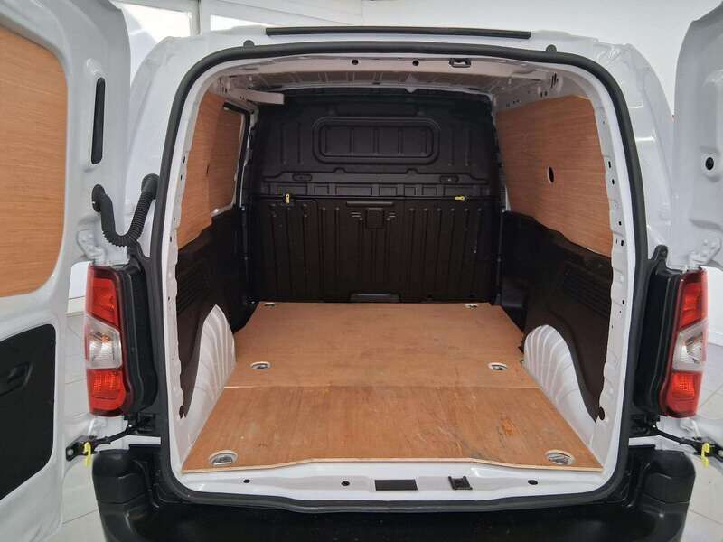 Used Vauxhall Combo 2025 for sale - 77261037: Photo 8