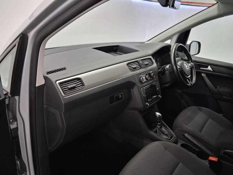 Used Volkswagen Caddy Maxi Life 2018 for sale - 76997394: Photo 14