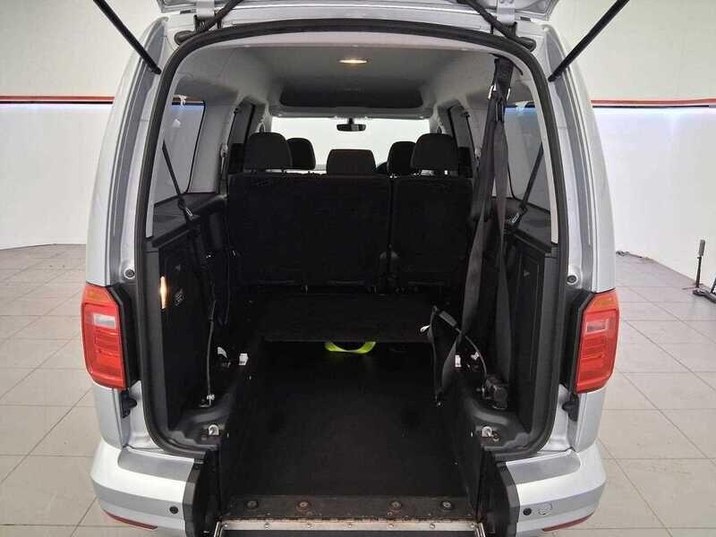 Used Volkswagen Caddy Maxi Life 2018 for sale - 76997394: Photo 8