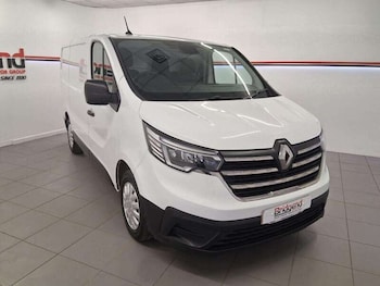 Renault Trafic feature image