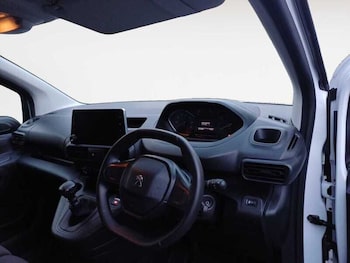 Used Peugeot Partner 2022 for sale - 77530485: Photo