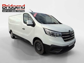 Renault Trafic feature image