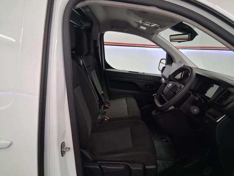 Used Citroen Dispatch 2024 for sale - 76377987: Photo 12