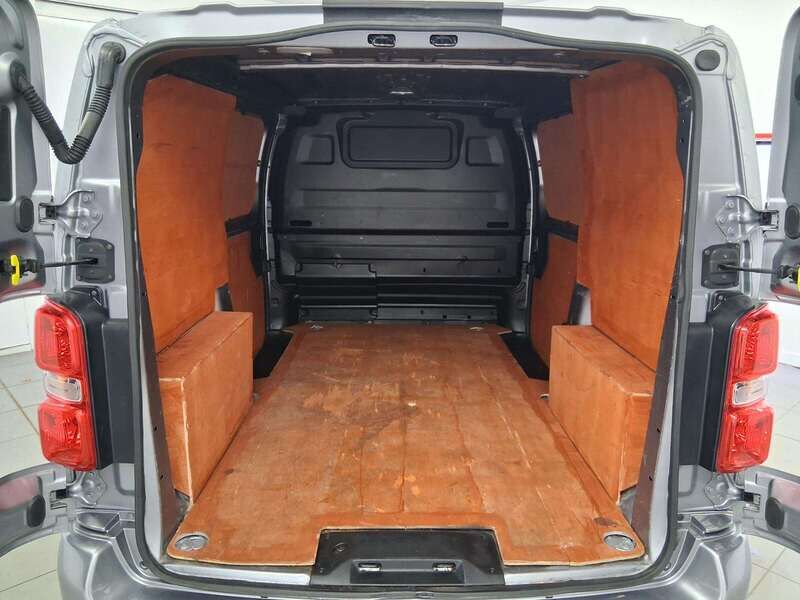 Used Vauxhall Vivaro 2022 for sale - 77045055: Photo 9