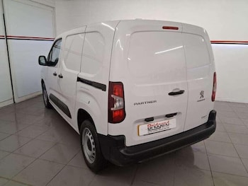 Used Peugeot Partner 2023 for sale - 76865571: Photo