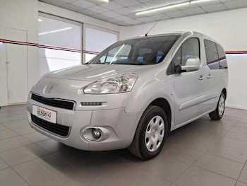 Used Peugeot Partner Tepee 2015 for sale - 76136188: Photo