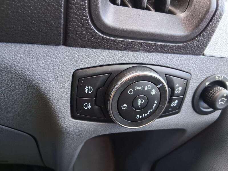 Used Ford Transit 2018 for sale - 76990039: Photo 18