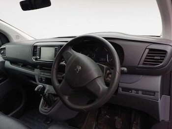Used Peugeot Expert 2019 for sale - 76136106: Photo 4