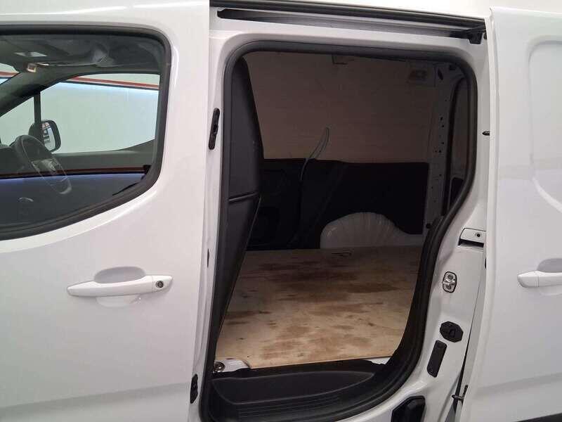 Used Citroen Berlingo 2024 for sale - 76349221: Photo 7