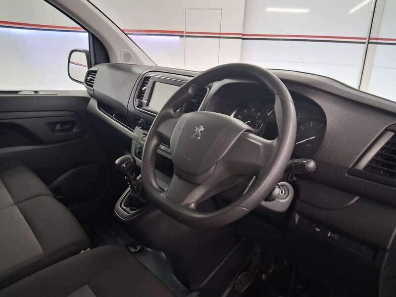 Used Peugeot Expert 2023 for sale - 77045090: Photo 11