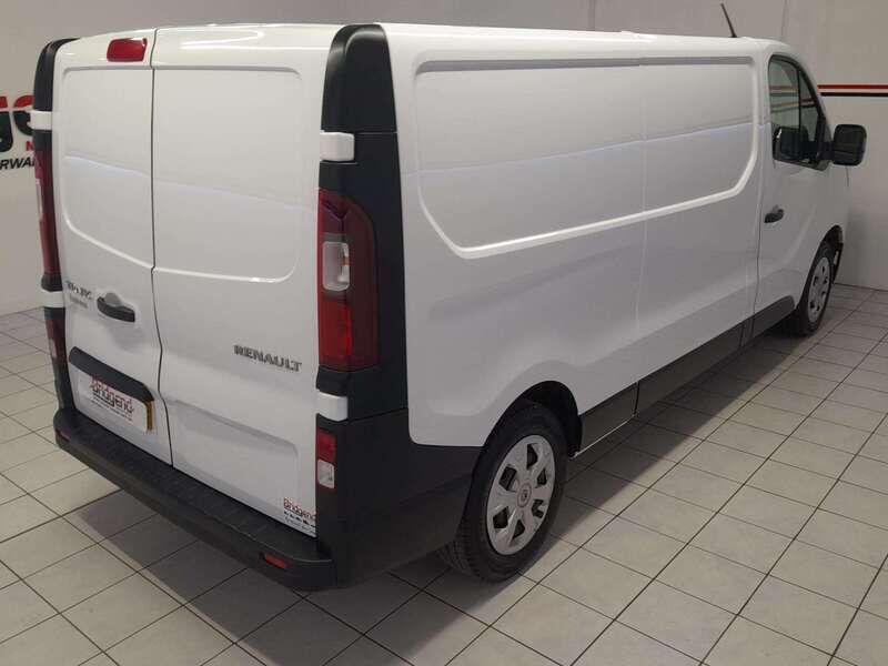 Used Renault Trafic 2022 for sale - 77902710: Photo 6