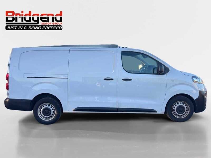 Used Vauxhall Vivaro 2023 for sale - 77104676: Photo 2