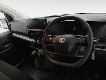 Used Vauxhall Vivaro undefined for sale - 77208710: Photo