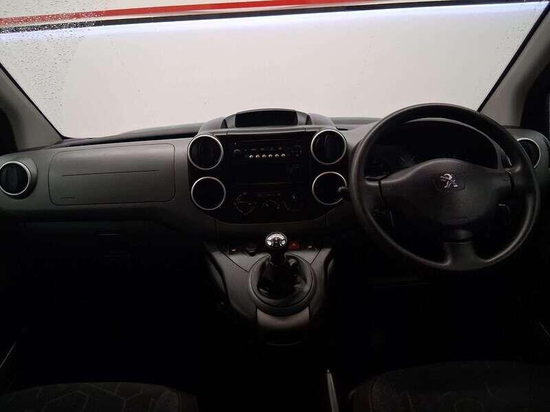 Used Peugeot Partner Tepee 2017 for sale - 76989061: Photo 17