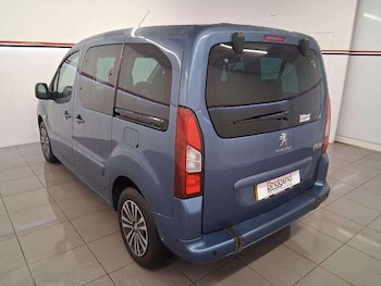 Used Peugeot Partner Tepee 2017 for sale - 76989061: Photo
