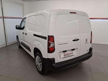 Used Peugeot Partner 2022 for sale - 76136510: Photo