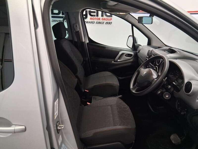 Used Peugeot Partner Tepee 2019 for sale - 76136456: Photo 12