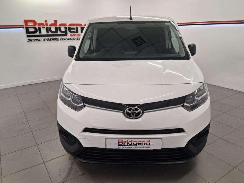 Used Toyota ProAce 2022 for sale - 76136367: Photo 2