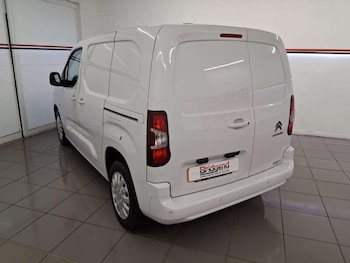 Used Citroen Berlingo 2023 for sale - 79309261: Photo
