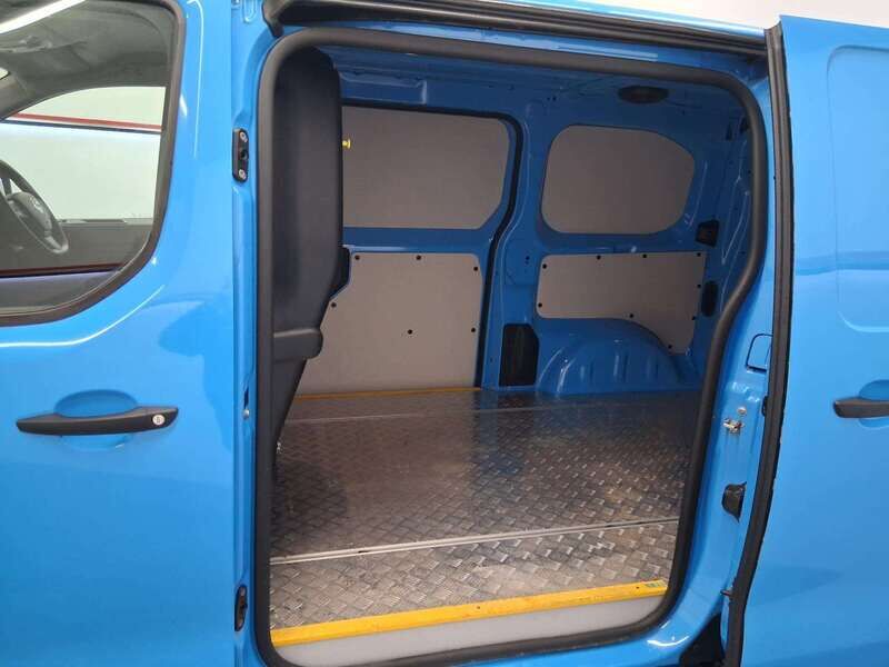 Used Vauxhall Vivaro 2022 for sale - 77814419: Photo 8