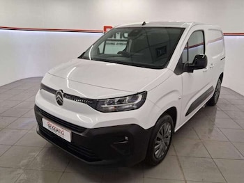 Used Citroen Berlingo 2024 for sale - 77045077: Photo
